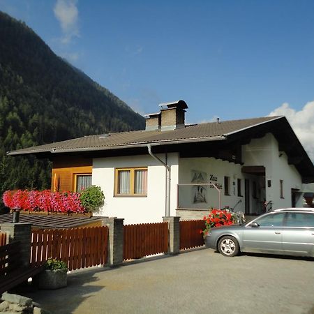 Haus Dorfblick Prägraten Exterior foto