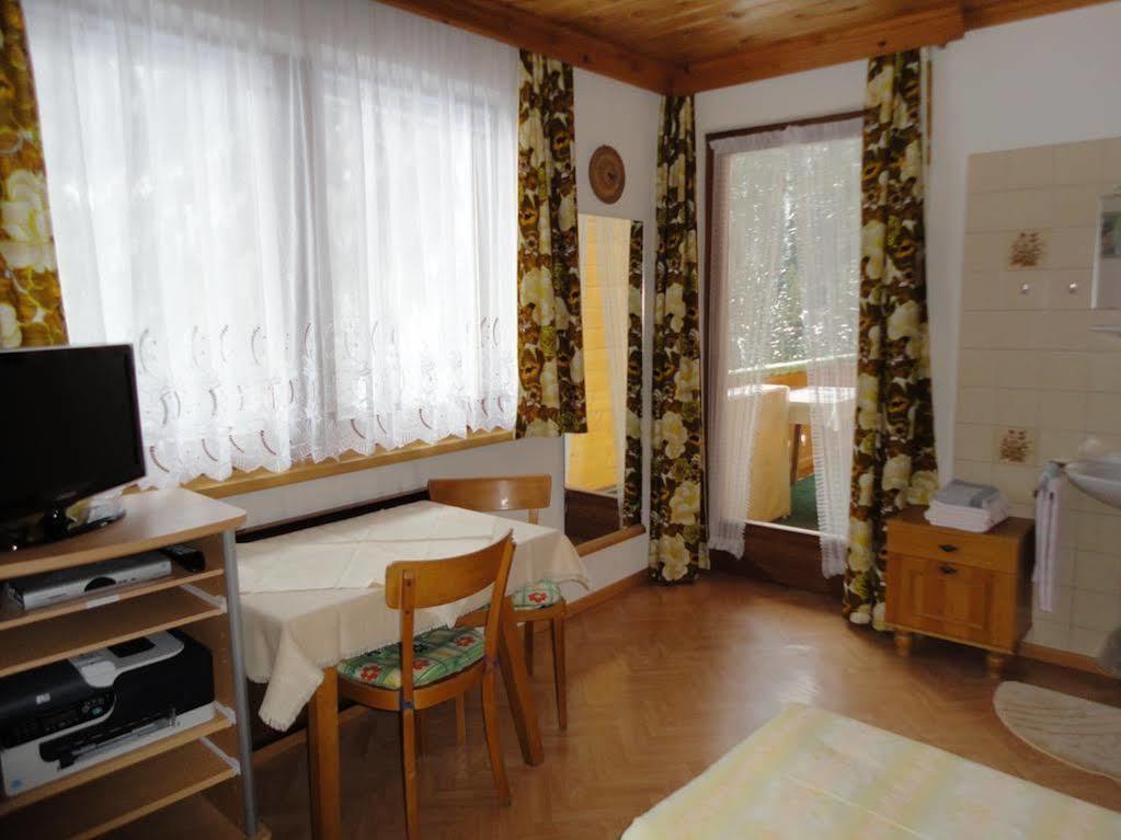 Haus Dorfblick Prägraten Exterior foto
